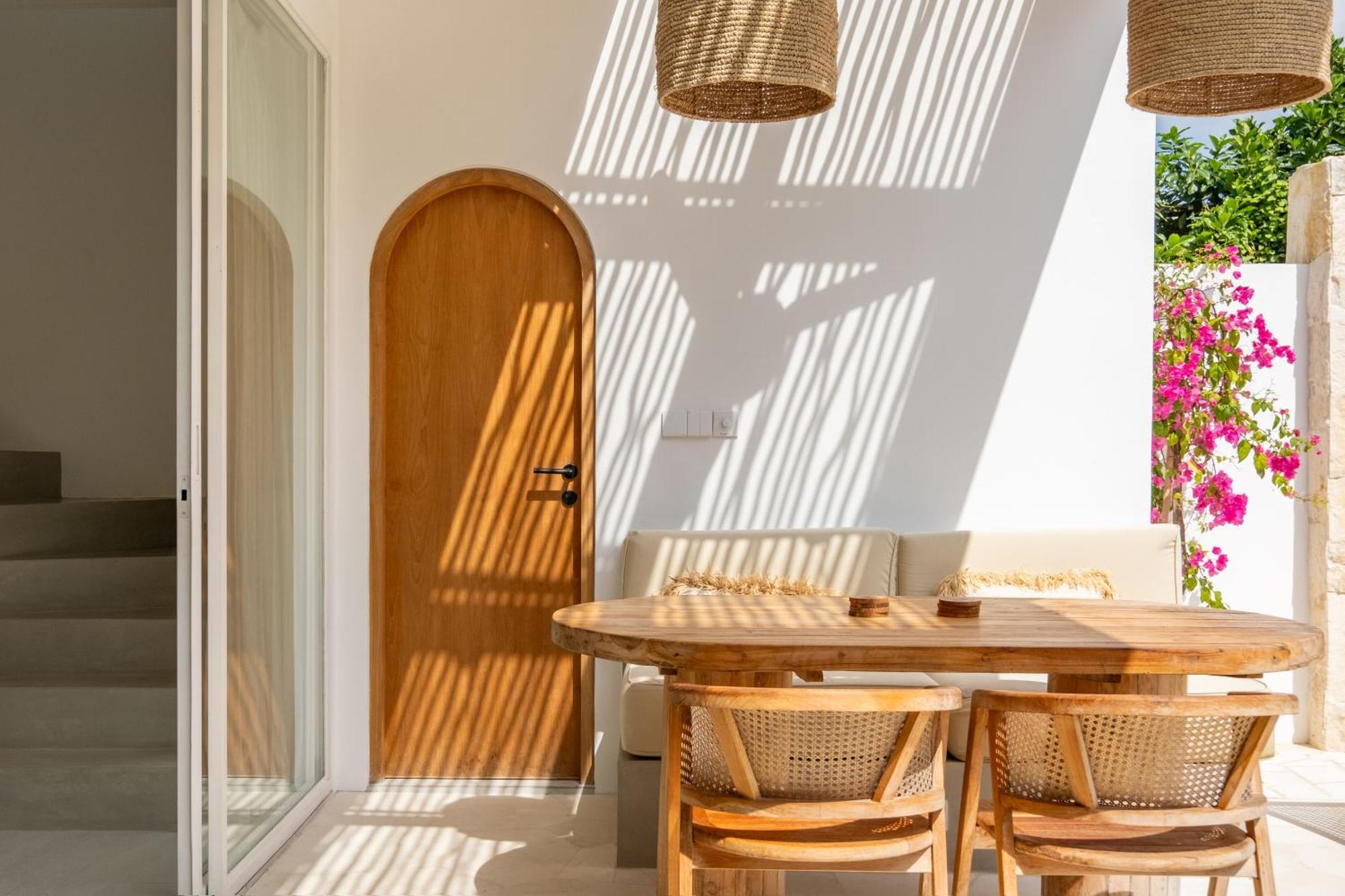 Arch Canggu Экстерьер фото